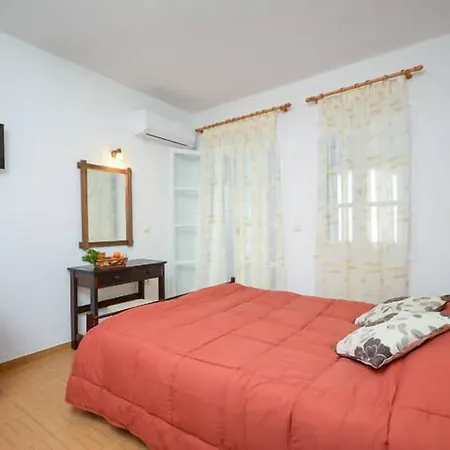 Ξενοδοχείο με διαμερίσματα Galazia