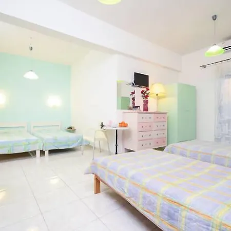 Ξενοδοχείο με διαμερίσματα Galazia Naxos City