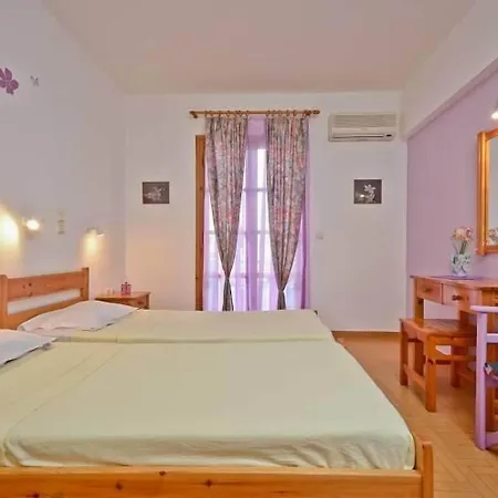 Galazia 公寓式酒店 Naxos City